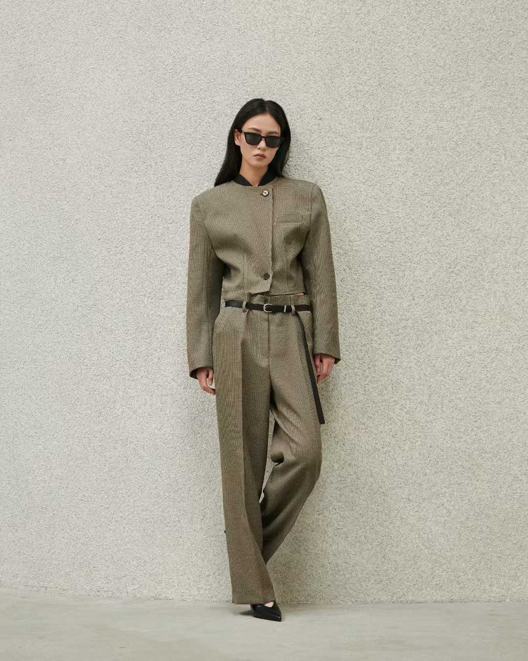 ST22306- 韓國設計師早春新款「英倫風」格紋圓領短版套裝