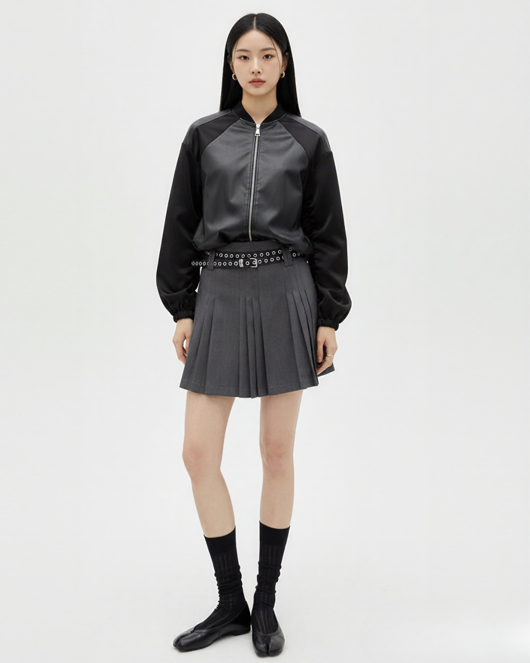 AC22062- 型格鉚釘真牛皮細版長腰帶